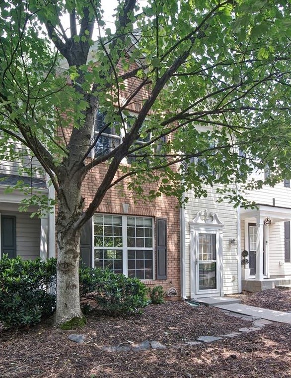 10900 Wittenridge Dr, Alpharetta GA 30022-4442 exterior