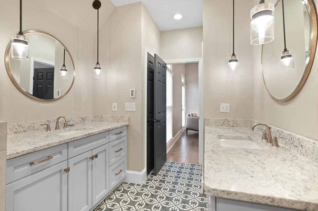 1779 Sidestreet Cir, Atlanta GA  30341-1776 exterior