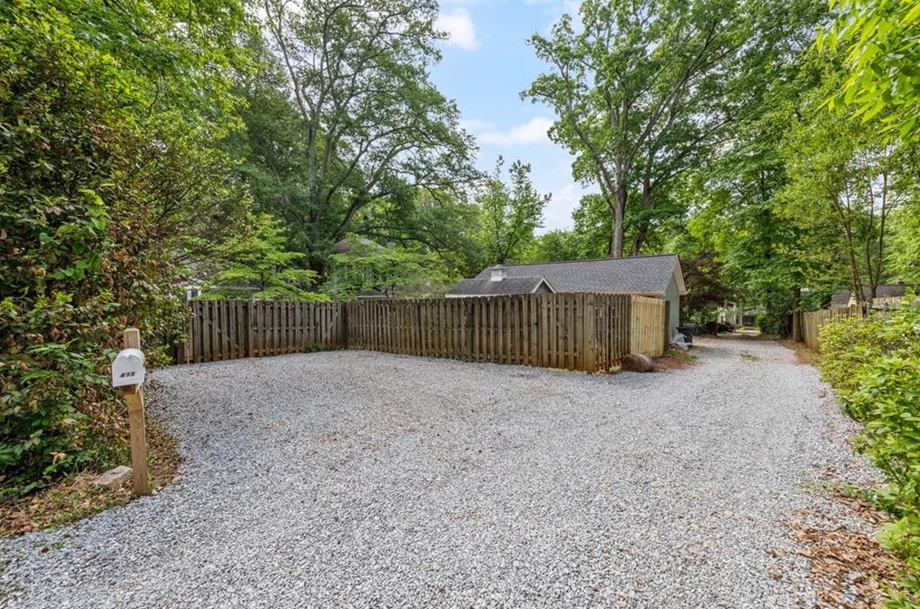 415 Mcdonough St, Decatur GA  30030-3322 exterior