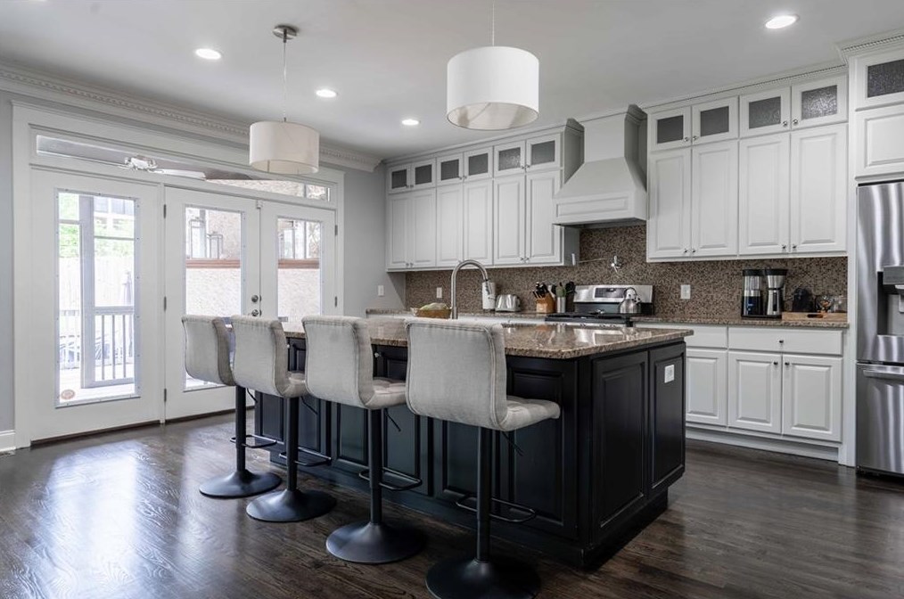 171 Olympic Pl, Decatur GA  30030-3632 exterior