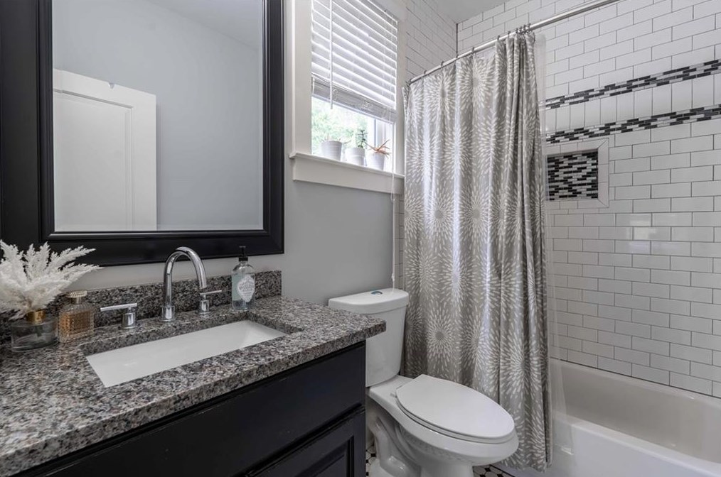 171 Olympic Pl, Decatur GA  30030-3632 exterior