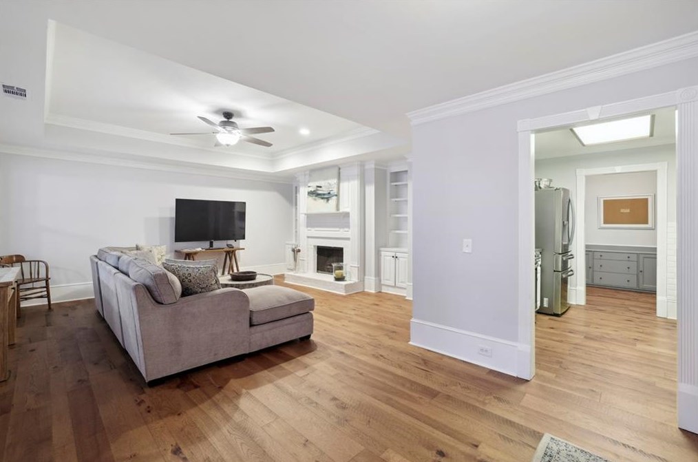 5429 Trentham Dr, Atlanta GA  30338-3052 exterior