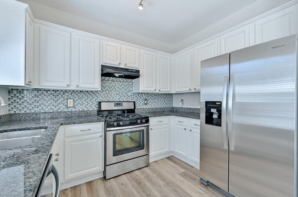 2930 Wintercrest Way, Atlanta GA  30360-2300 exterior
