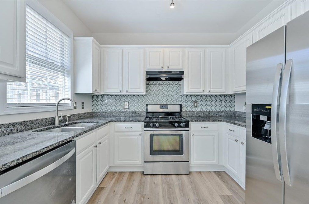 2930 Wintercrest Way, Atlanta GA  30360-2300 exterior