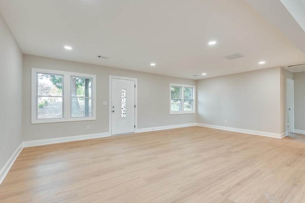 3296 Old Concord Rd, Smyrna GA  30082-2643 exterior