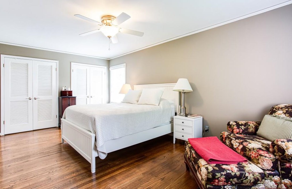 6765 Wright Rd, Atlanta GA  30328-2155 exterior