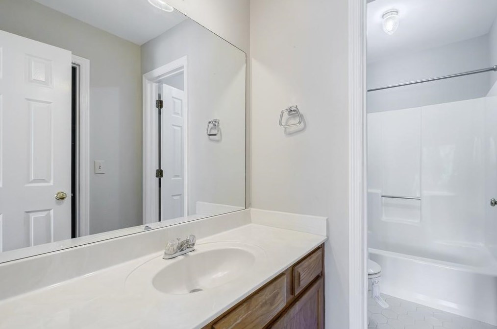 883 Heritage Pl, Decatur GA  30033-4109 exterior