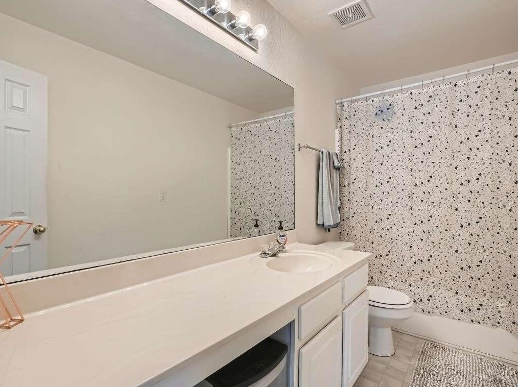 2737 Snapfinger Mnr, Decatur GA  30035-4166 exterior