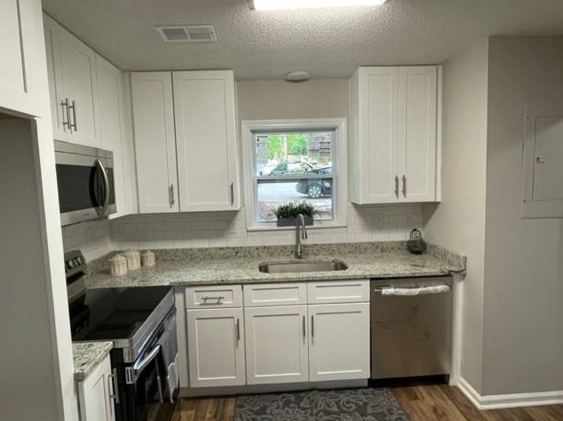 5004 Pat Mell Pl, Smyrna GA  30080-1172 exterior