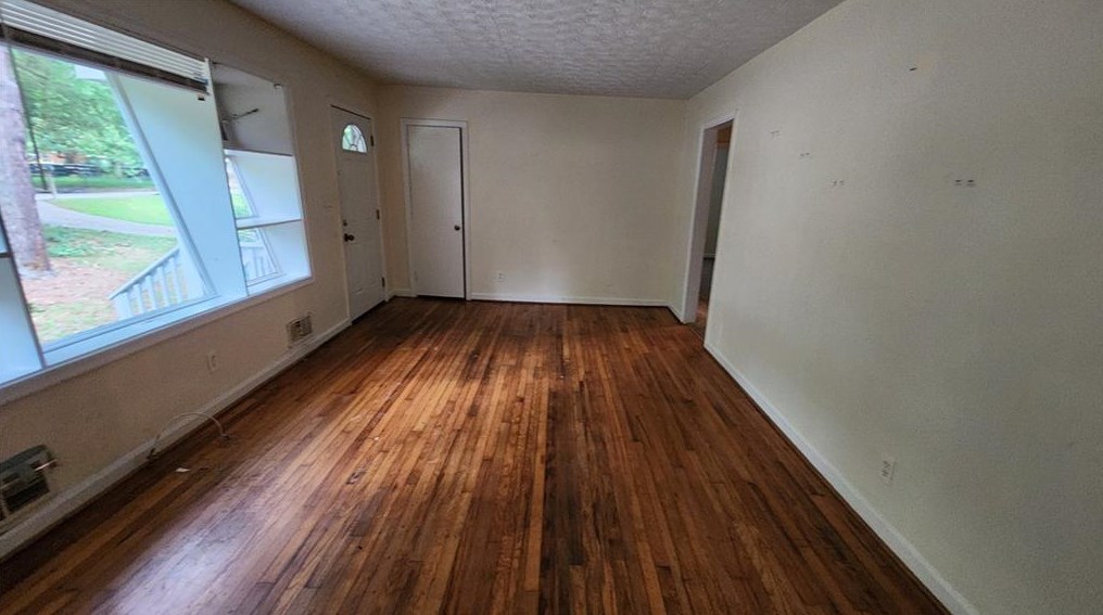 2033 Rosewood Rd, Decatur GA  30032-7164 exterior