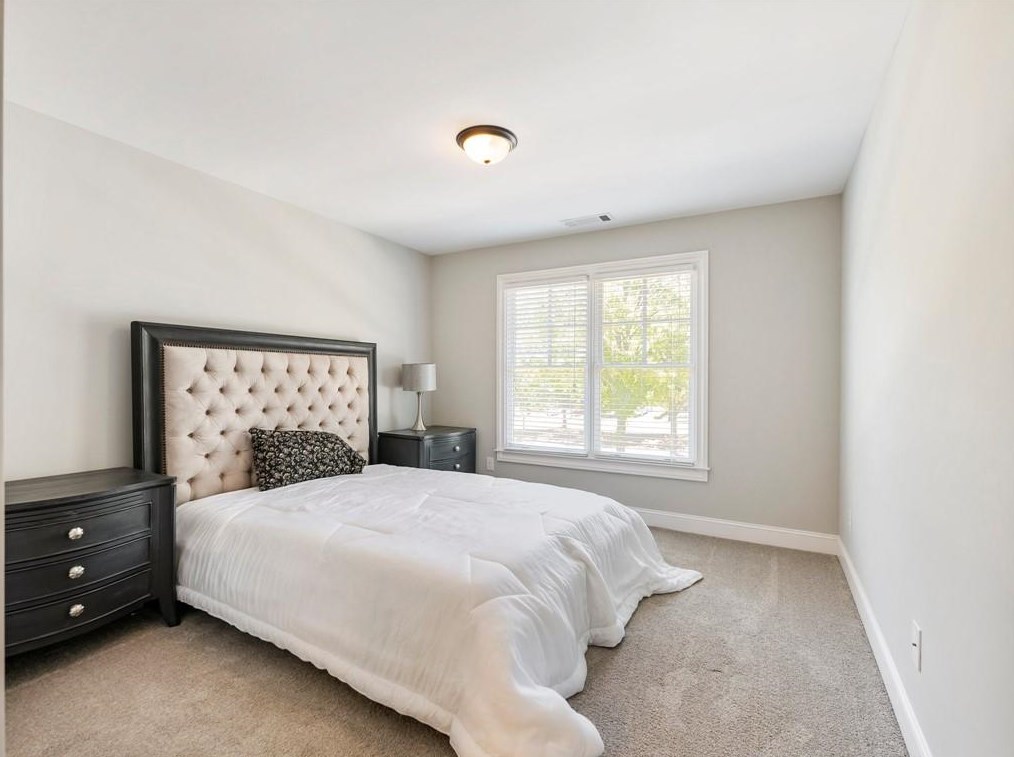 6859 Lake Sterling Blvd, Flowery Branch GA  30542 exterior