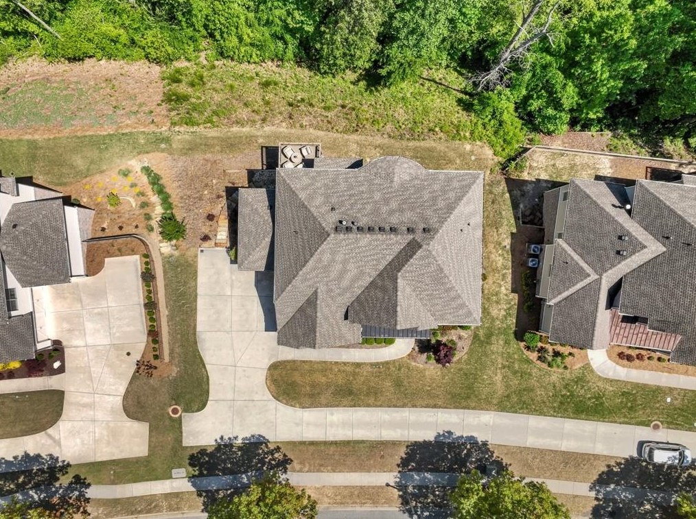 6859 Lake Sterling Blvd, Flowery Branch GA  30542 exterior