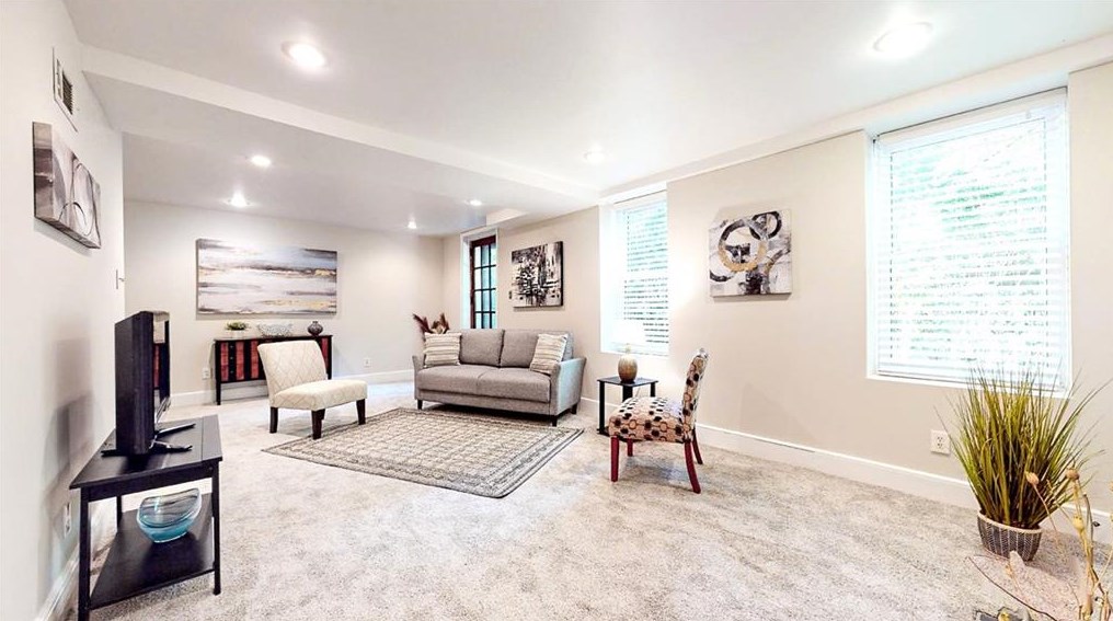 905 Homewood Ct, Decatur GA  30033-4202 exterior