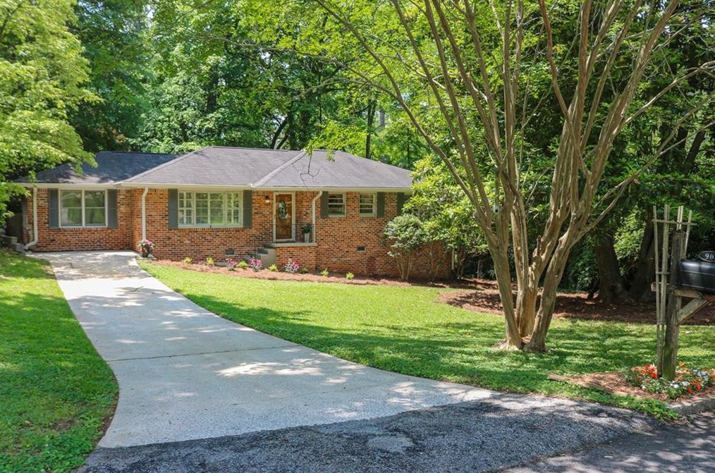 905 Homewood Ct, Decatur GA  30033-4202 exterior