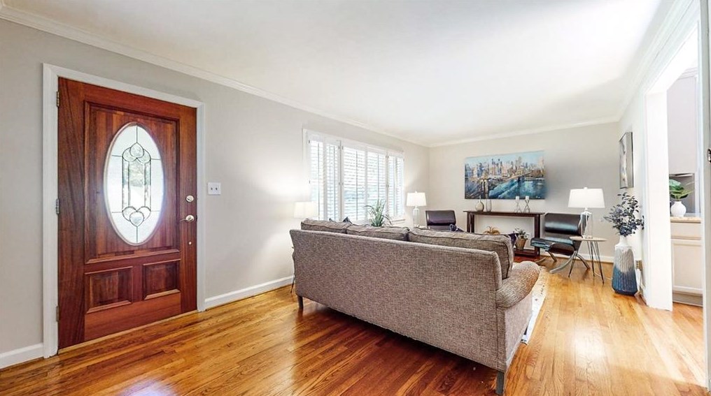 905 Homewood Ct, Decatur GA  30033-4202 exterior