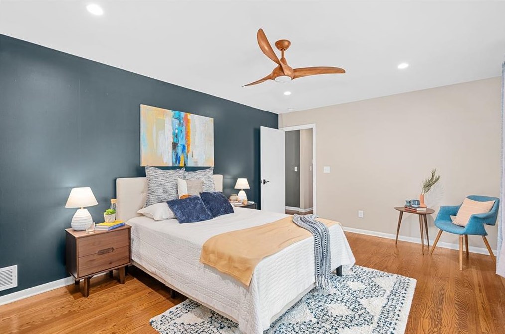 2743 Shetland Dr, Decatur GA  30033-2922 exterior