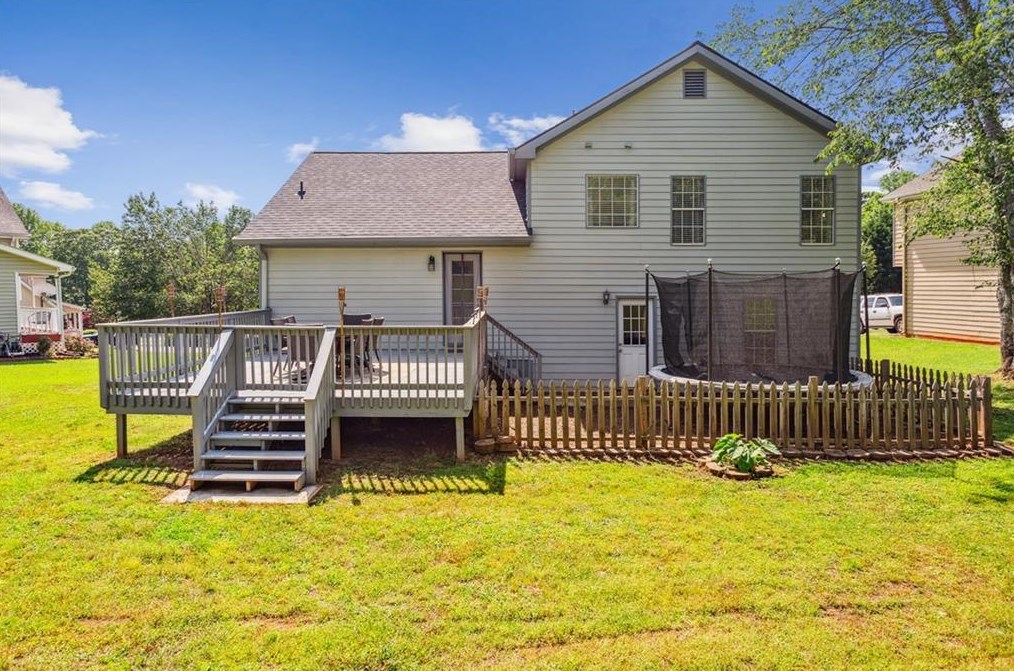 4082 Crabapple Dr, Gainesville GA  30507-9521 exterior