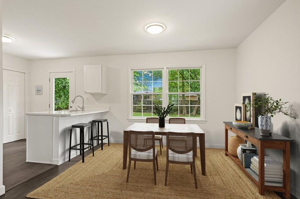 3050 Highland Dr, Smyrna GA  30080-3770 exterior