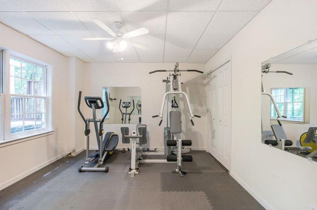 3338 Rose Rdg, Atlanta GA  30340-4074 exterior