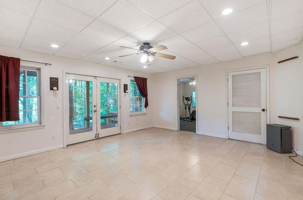 3338 Rose Rdg, Atlanta GA  30340-4074 exterior