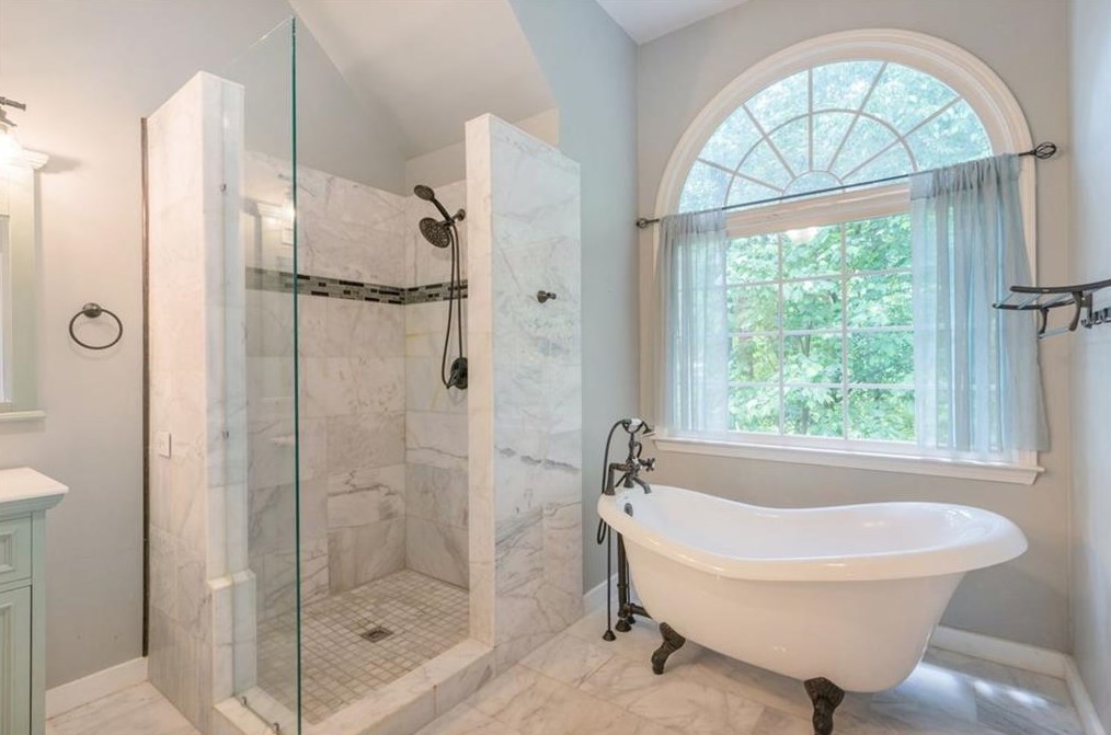 3338 Rose Rdg, Atlanta GA  30340-4074 exterior