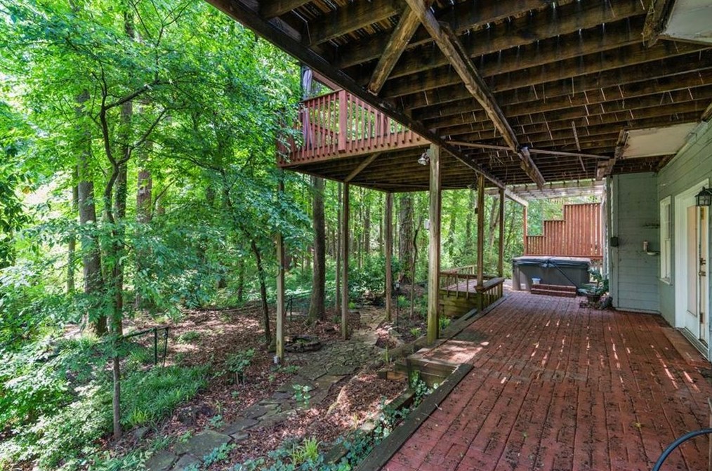 3338 Rose Rdg, Atlanta GA  30340-4074 exterior