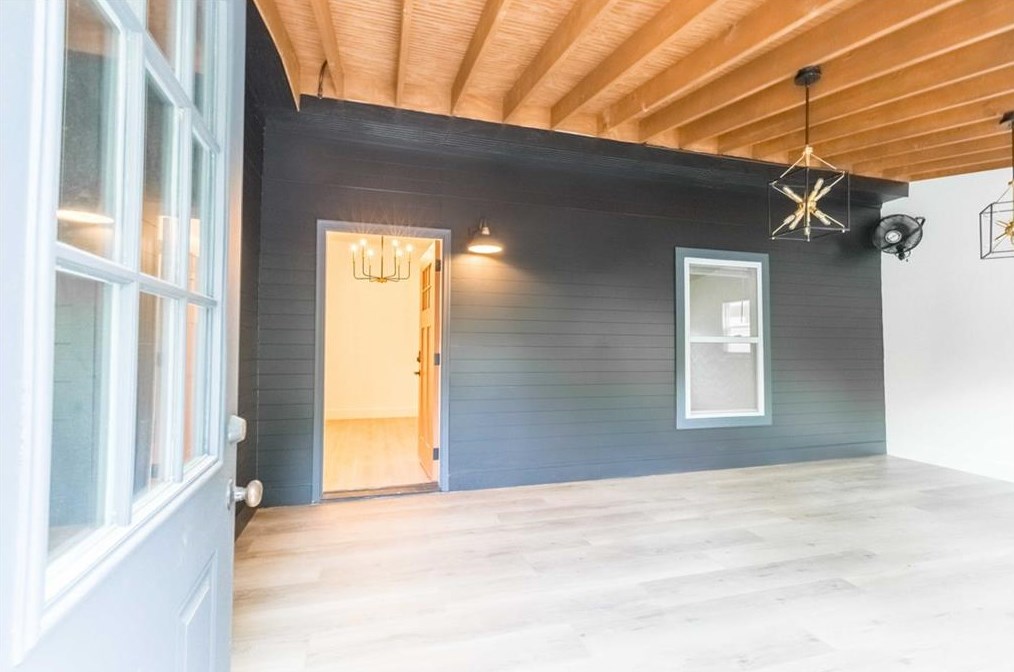 1170 Niles Ave, Atlanta GA  30318-5240 exterior