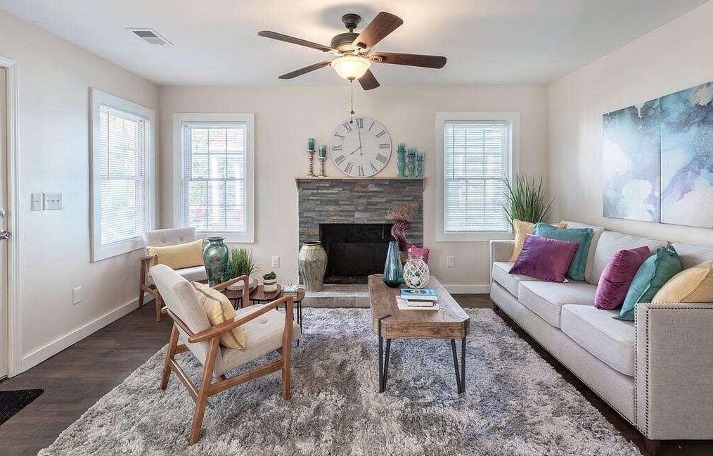 1873 Phillips Ave, Atlanta GA  30344-4654 exterior