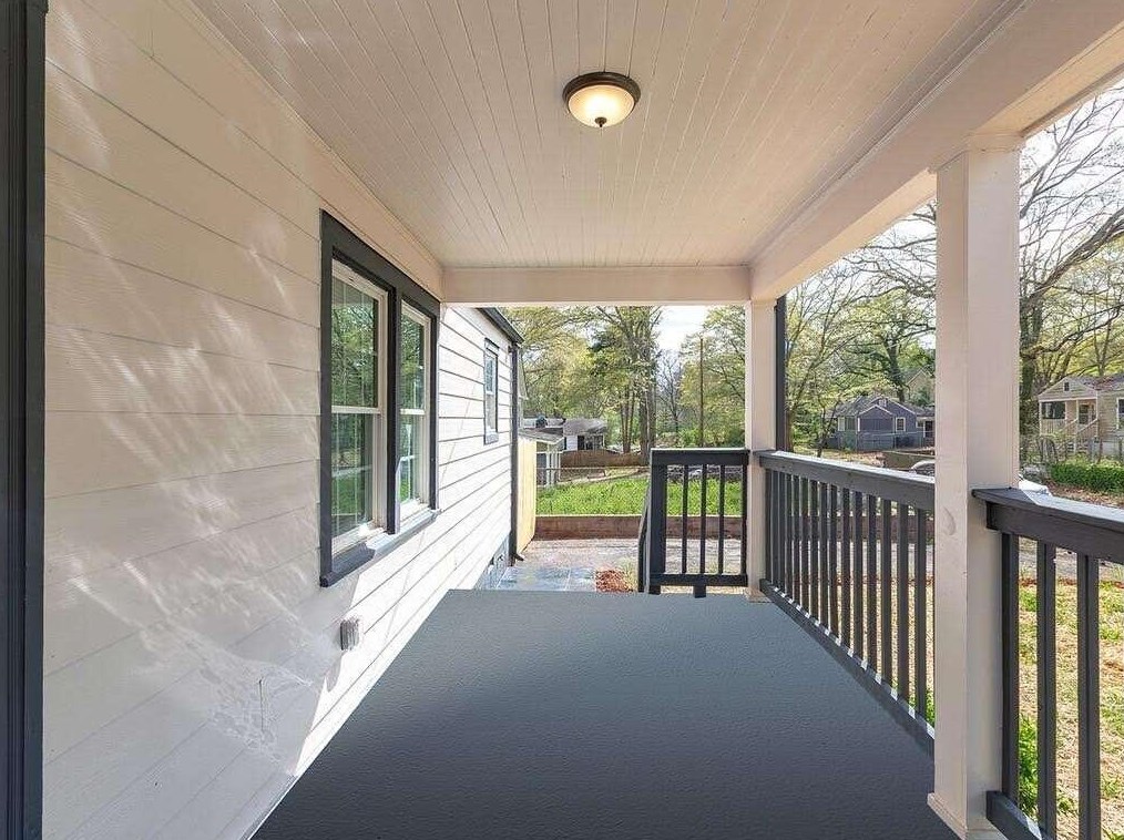 1873 Phillips Ave, Atlanta GA  30344-4654 exterior