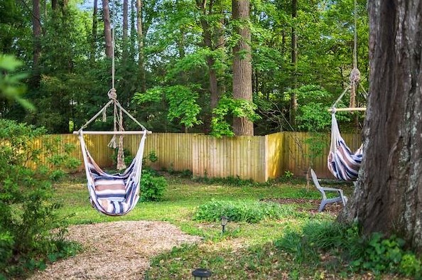 636 Rosedale Dr, Smyrna GA  30082-3364 exterior