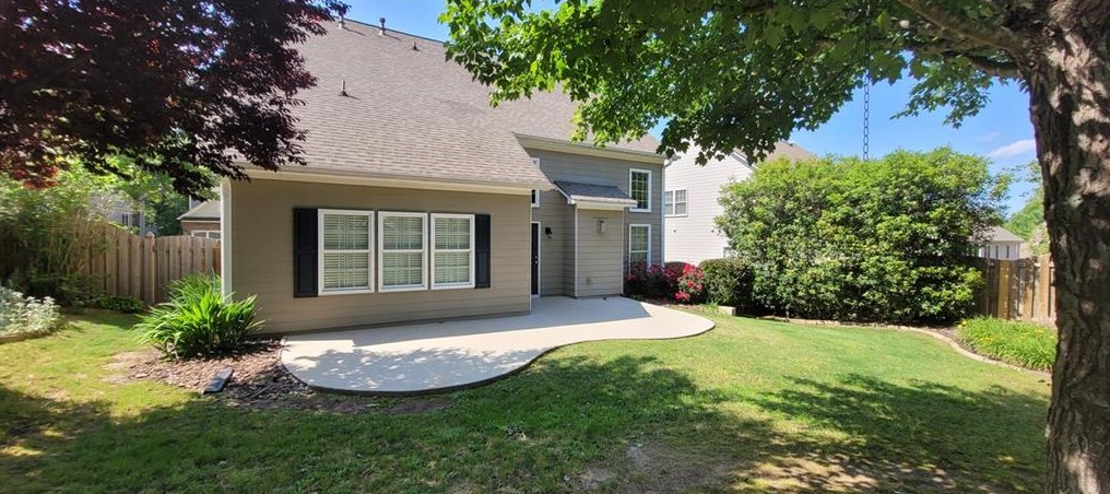 7907 Keepsake Ln, Flowery Branch GA  30542-7550 exterior