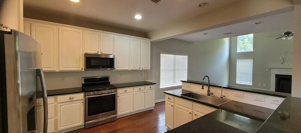 7907 Keepsake Ln, Flowery Branch GA  30542-7550 exterior