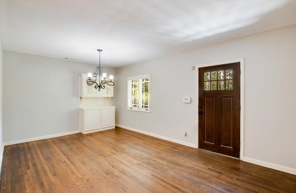 1243 Spring Valley Ln, Atlanta GA  30306-2502 exterior
