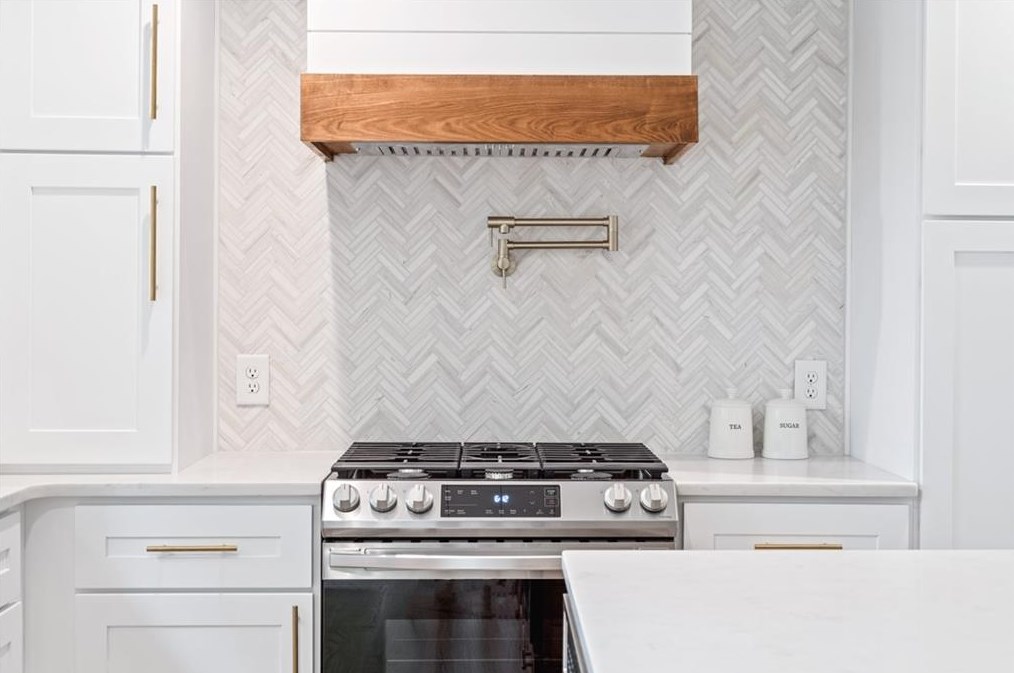 673 Parker Ave, Decatur GA  30032-3951 exterior