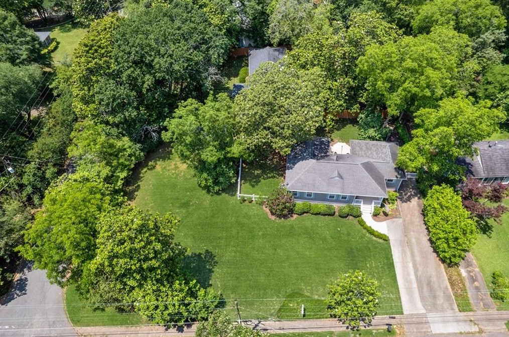 704 Medlock Rd, Decatur GA  30033-5513 exterior