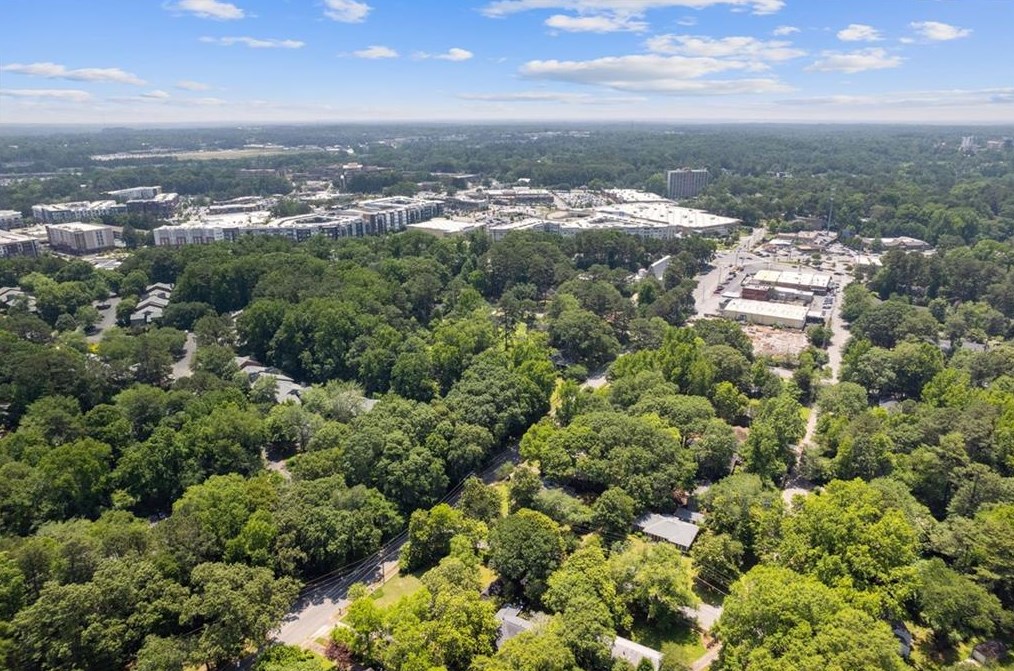 704 Medlock Rd, Decatur GA  30033-5513 exterior