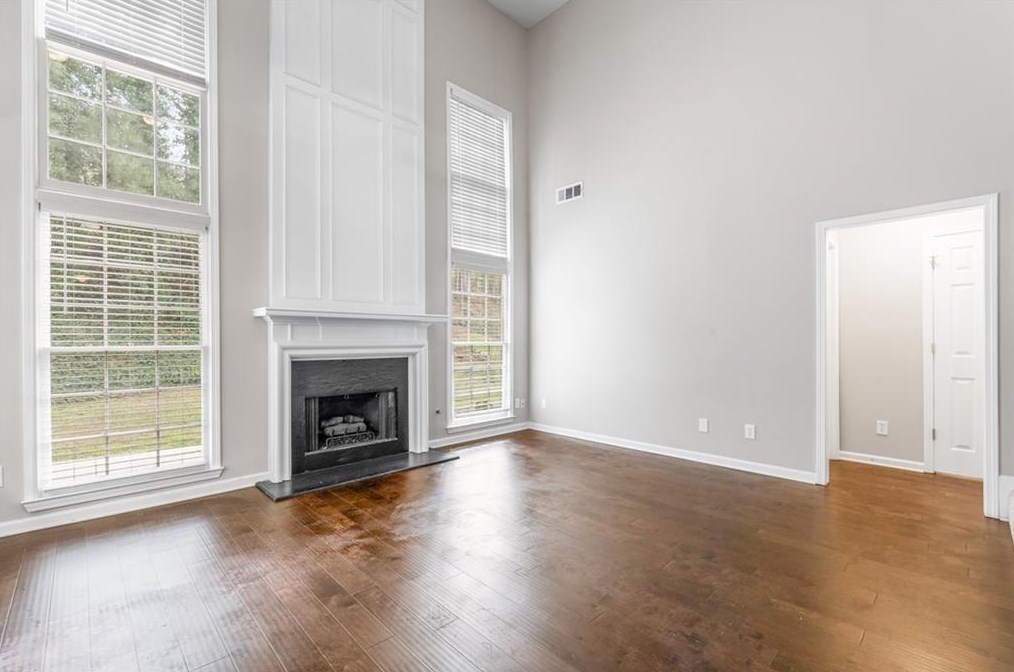 1045 Westwell Run, Alpharetta GA  30022-5893 exterior