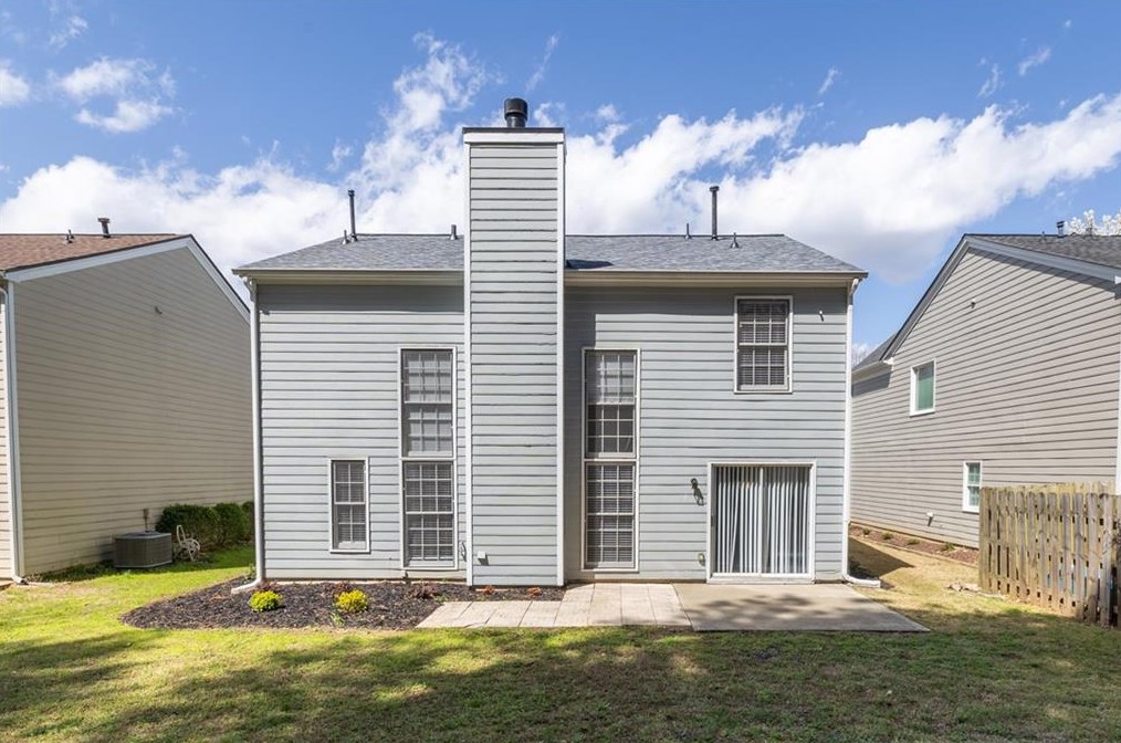 1045 Westwell Run, Alpharetta GA  30022-5893 exterior