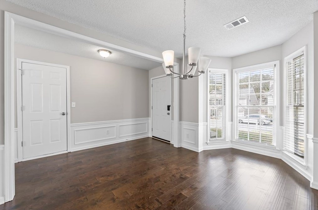 1045 Westwell Run, Alpharetta GA  30022-5893 exterior