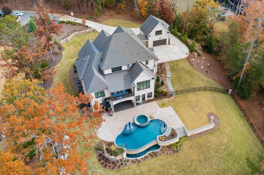 16038 Manor Club Dr, Alpharetta GA  30004-8848 exterior