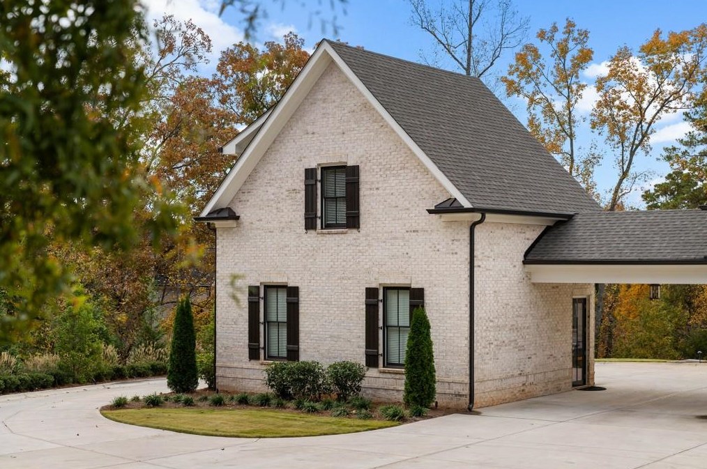 16038 Manor Club Dr, Alpharetta GA  30004-8848 exterior