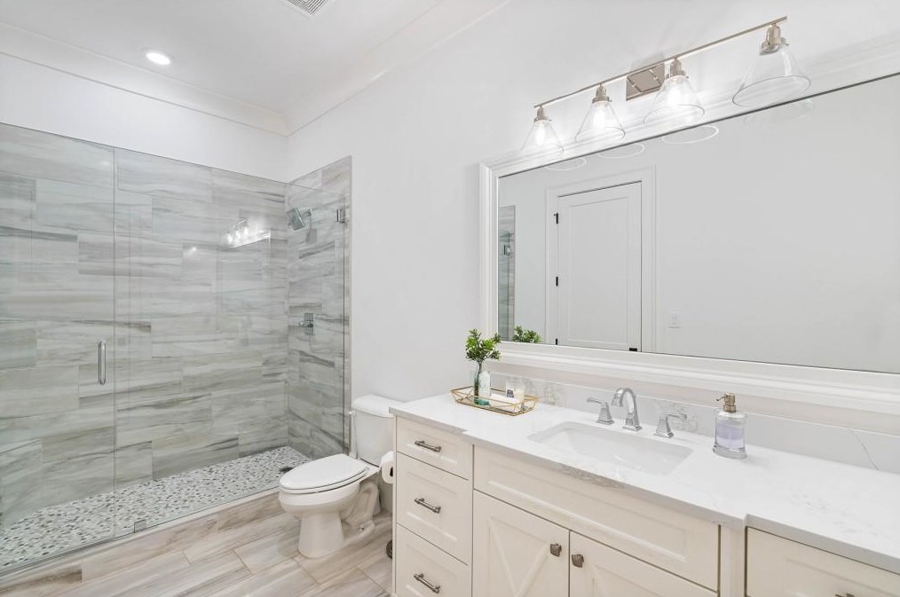 16038 Manor Club Dr, Alpharetta GA  30004-8848 exterior