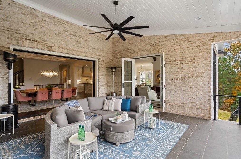 16038 Manor Club Dr, Alpharetta GA  30004-8848 exterior