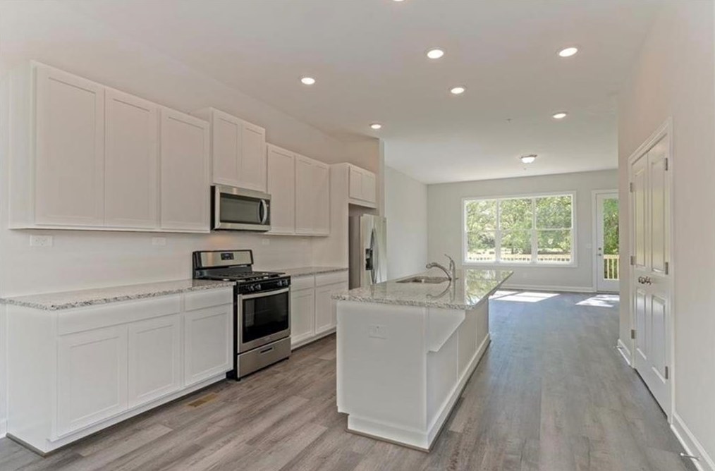 2791 Bell Dr, Smyrna GA  30080-2601 exterior