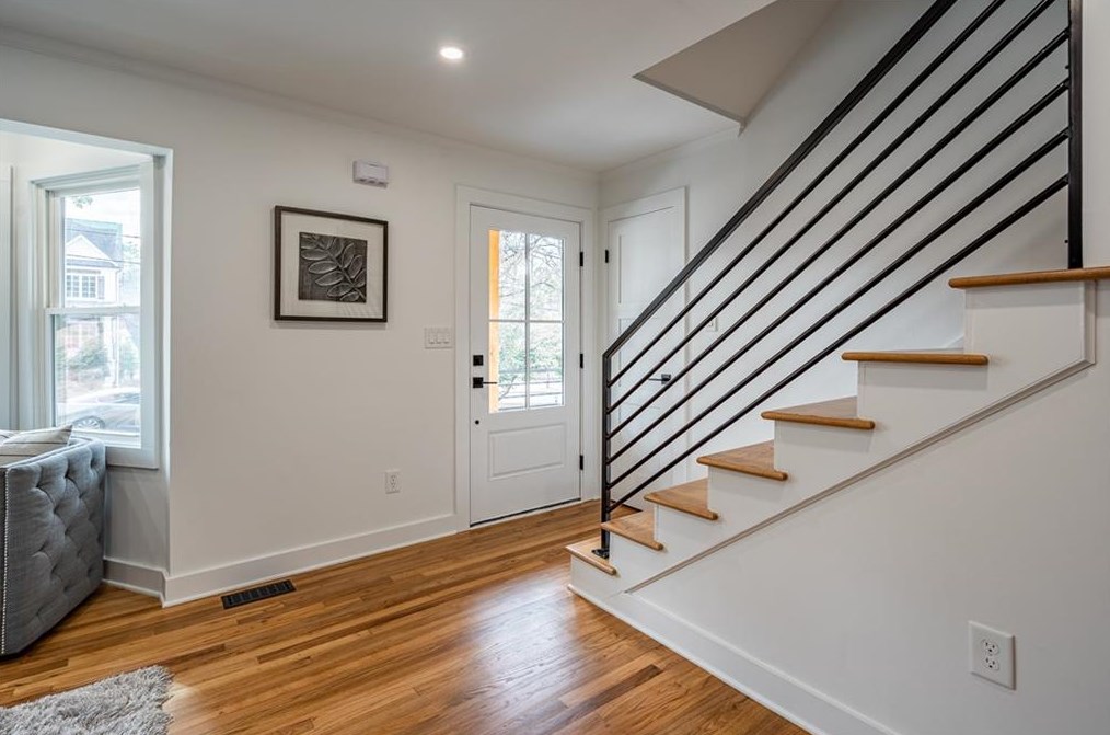 1606 Richwood Dr, Atlanta GA  30319-3606 exterior
