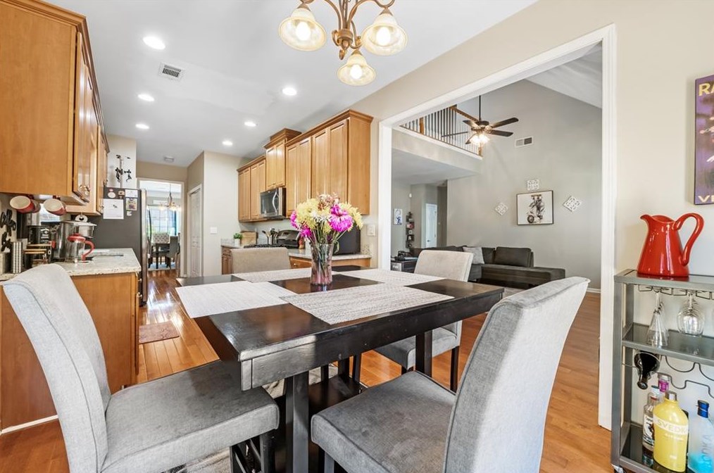 878 Edgeley Ln, Lawrenceville GA 30044-8172 exterior