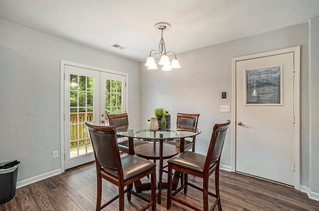 1996 Virginia Ave, Atlanta GA  30337-2539 exterior