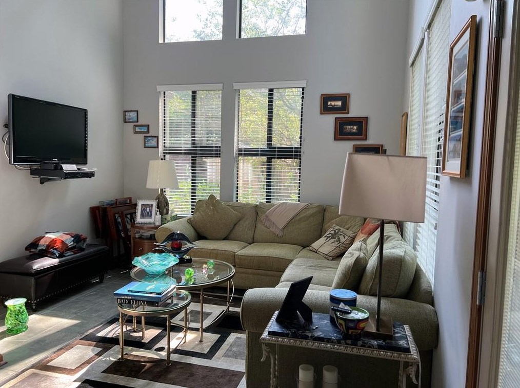 2411 Greylock Pl, Decatur GA  30030-1449 exterior