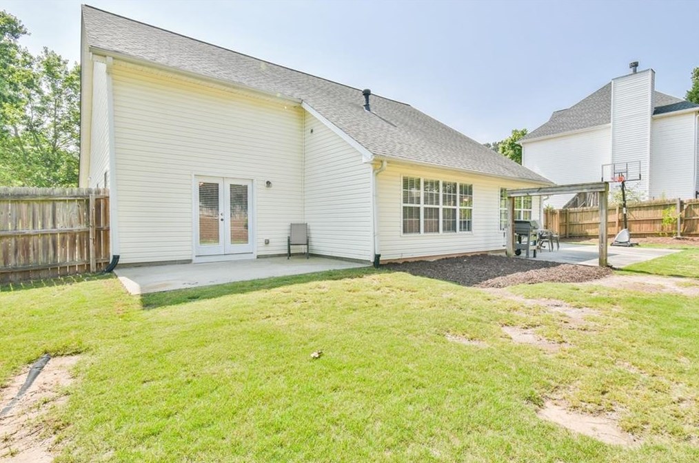 2480 Bittersweet Cir, Dacula GA  30019-6711 exterior