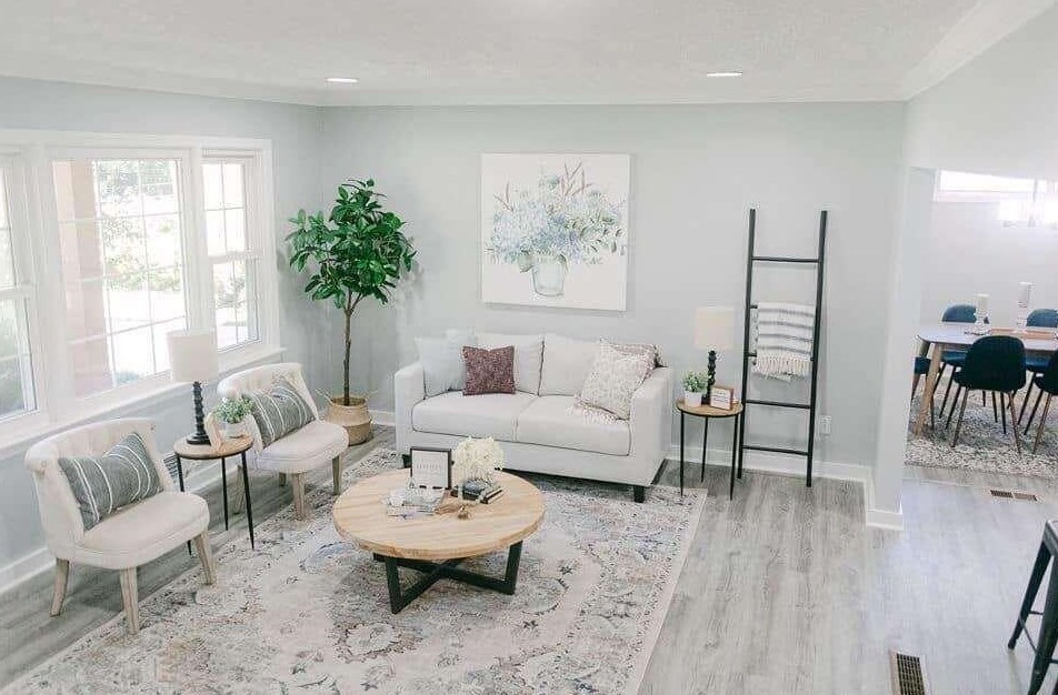 2984 Peek Rd, Atlanta GA  30318-6077 exterior